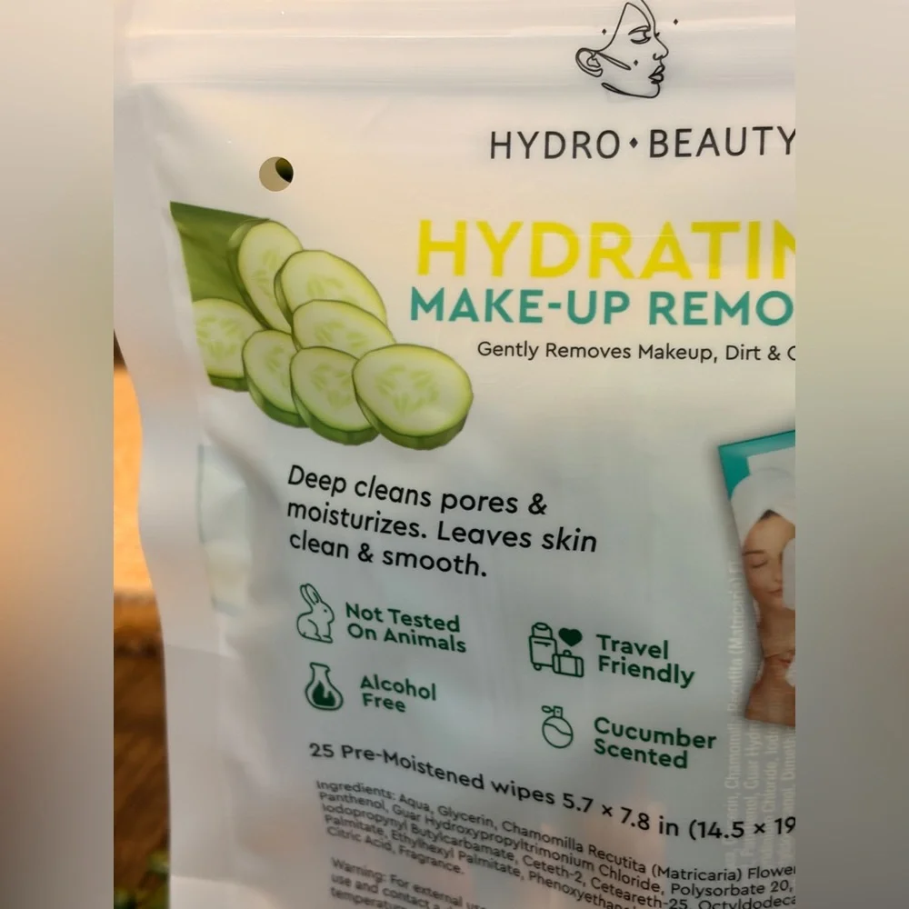 Hydro Beauty Hydrating Makeup Remover Wipes-pack of  25 - Picture 3 of 6